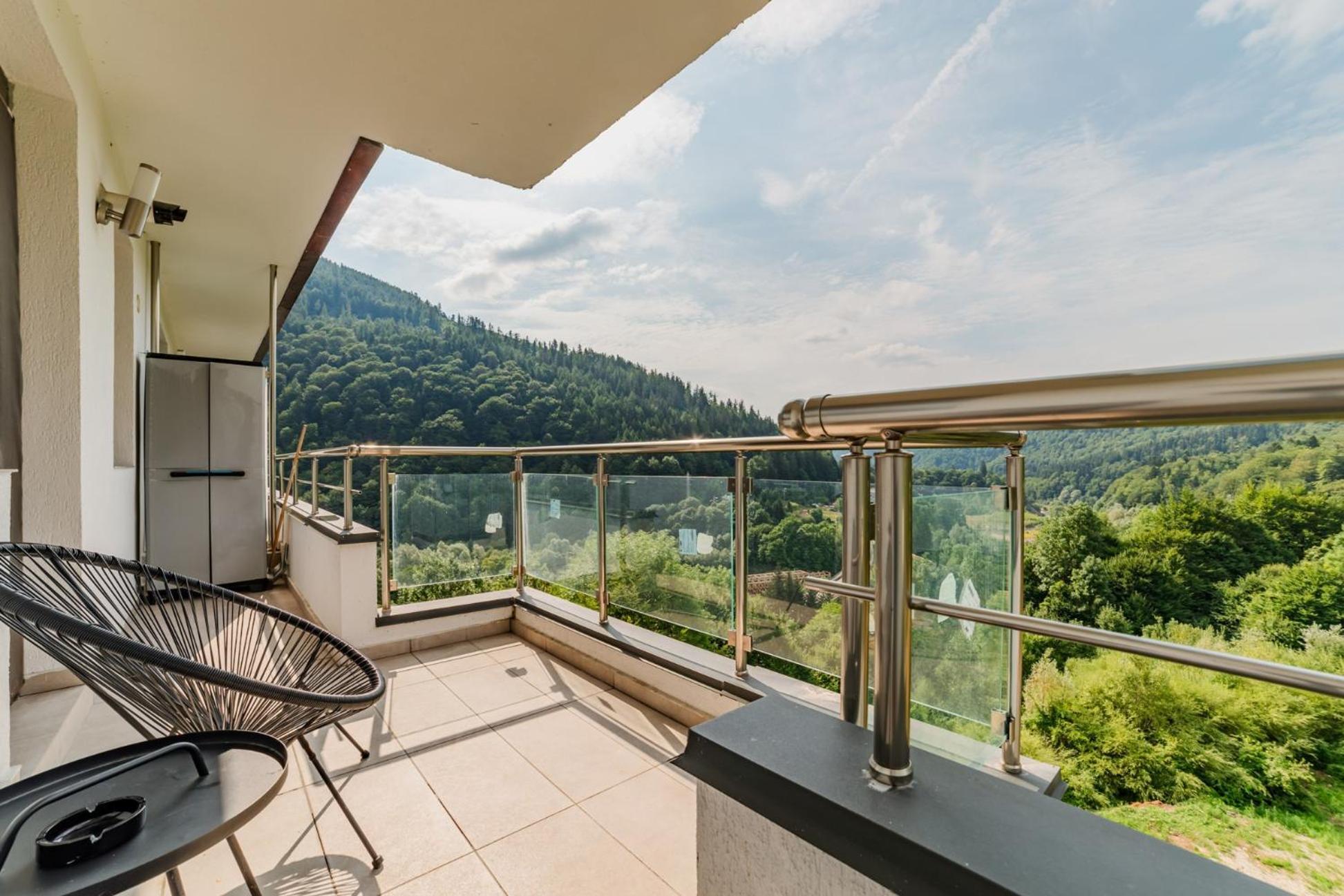 Romantic Jacuzzi Chic Apartment Синая Экстерьер фото